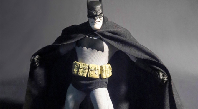 Mezco’s Dark Knight Figure Owns The Night