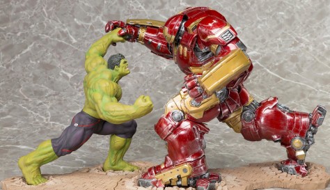 Hulkbuster-Iron-Man-vs.-Hulk-ARTFX-Statue-Kotobukiya-2015-e1423505849199