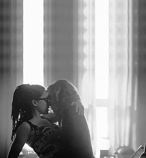 orphan black cosima and delphine